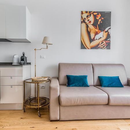 Milano Vetra-Parco Delle Basiliche 2 Pax- Wifi- Banfi Daire Dış mekan fotoğraf